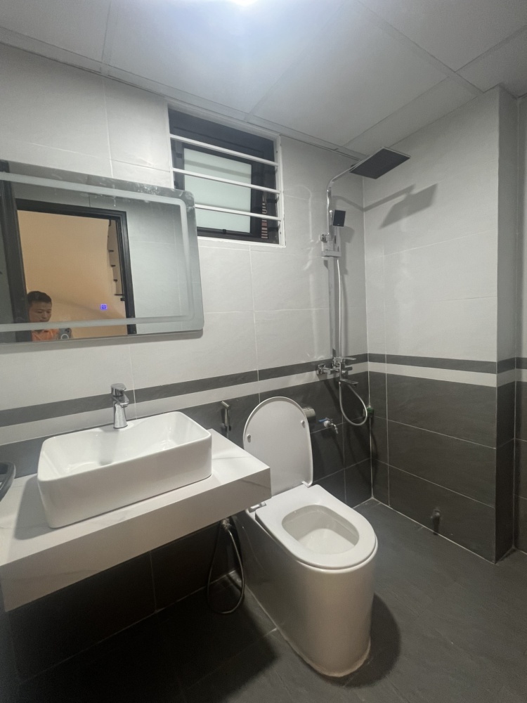 Z5736399166246 74f2fde3c0bd5bb1b475def91a3e8715