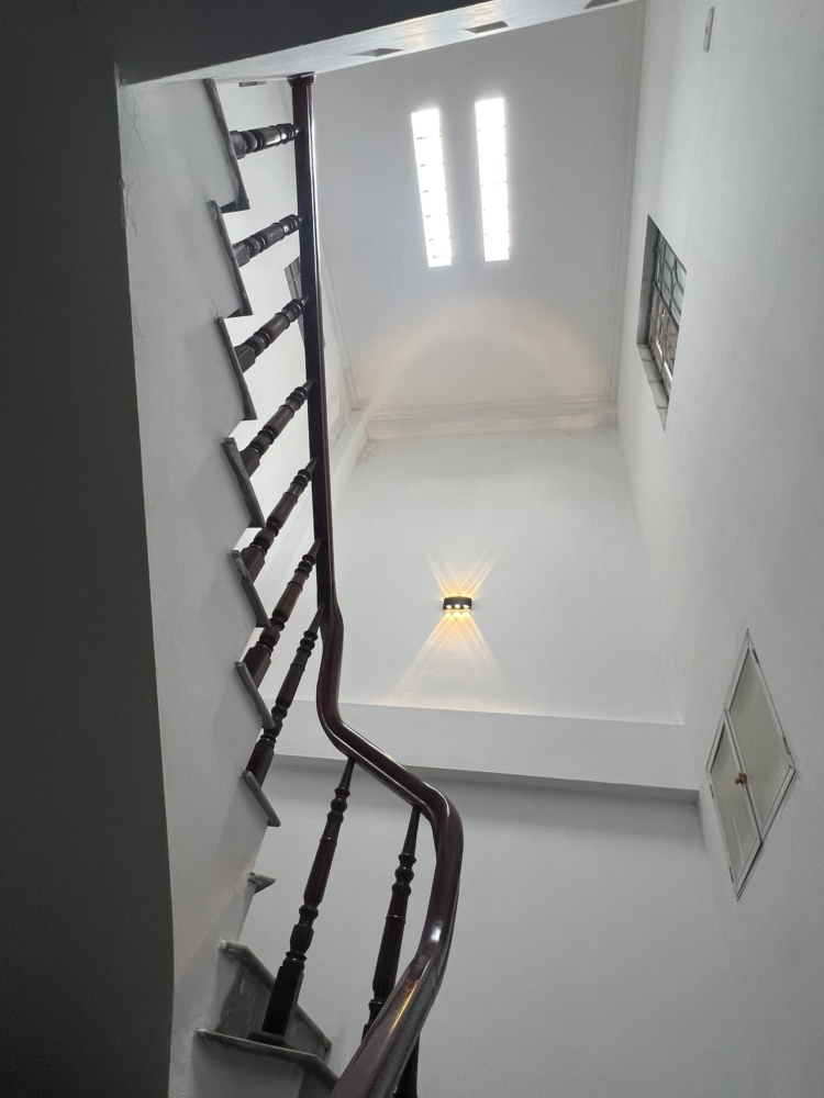 Z5833916427343 E40b27d1e271a39a8d220a1546880cfe