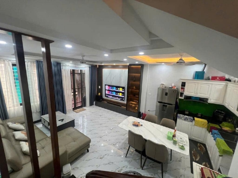 461728221 459580463789582 3864427397405845864 N